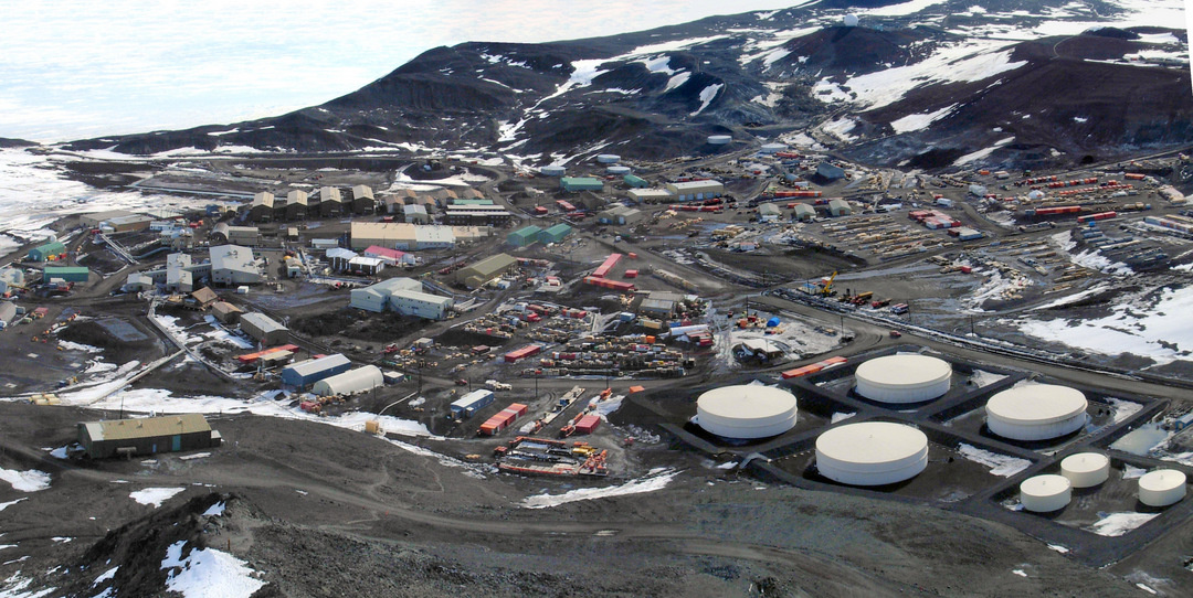 Panorama of McMurdo; "shear" beauty in the eye