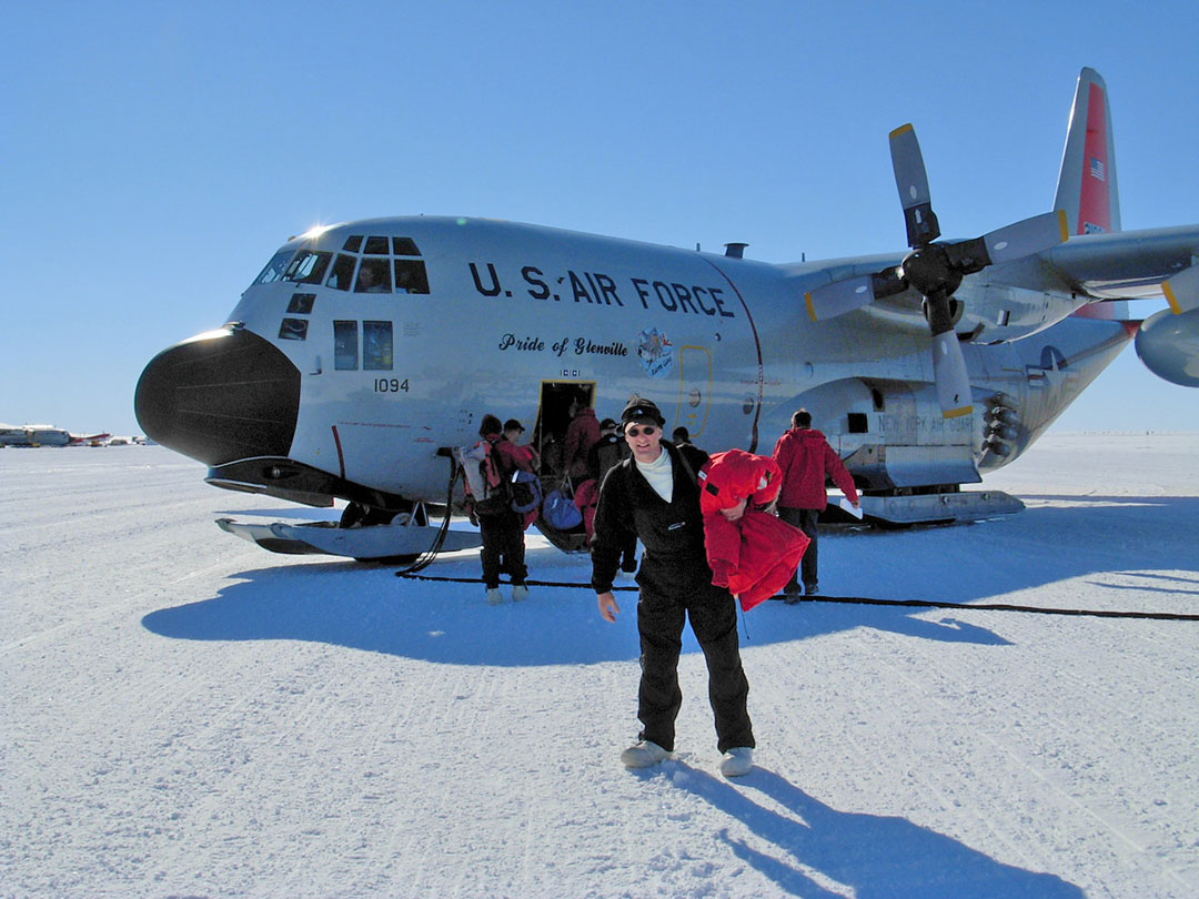 Ready to depart McMurdo Willie Field for deployment to the Otway Massif.