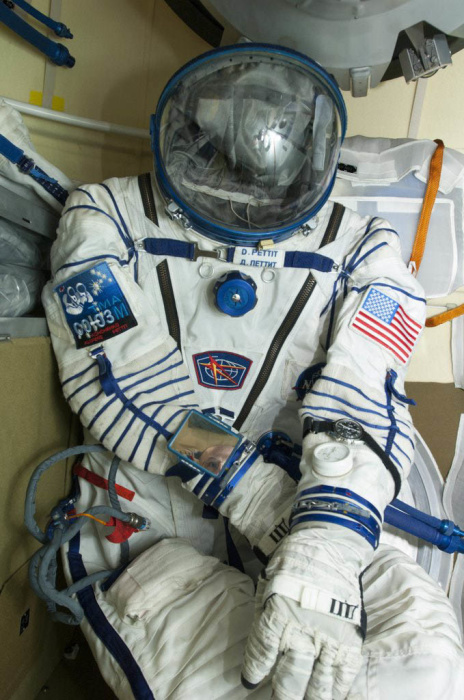 Gardener’s spacesuit, basically a large bag to keep his roots from drying out.